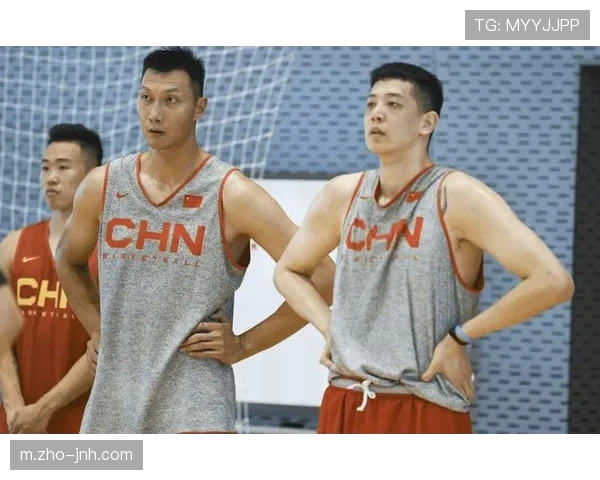 贺希宁面部带伤作战引关注 球员负荷管理议题再浮现